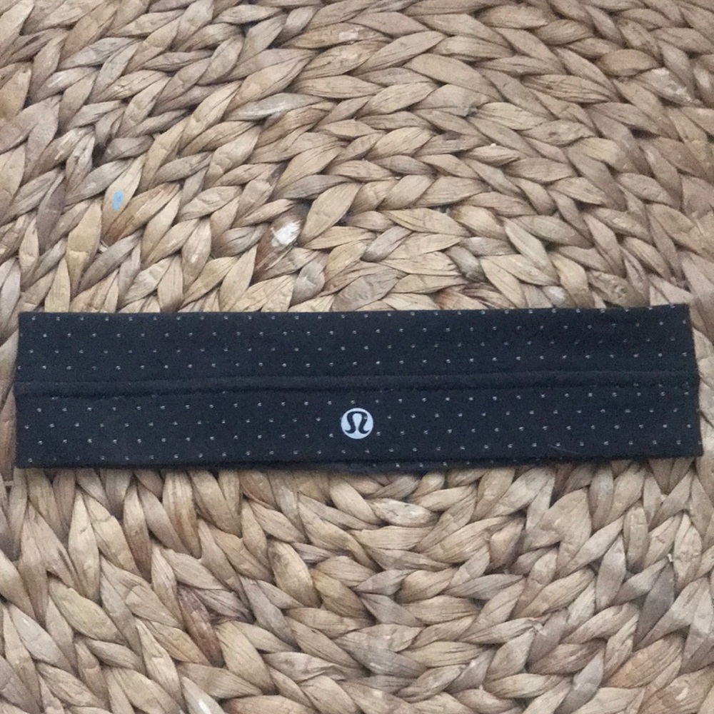 Lululemon Fly Away Tamer Headband